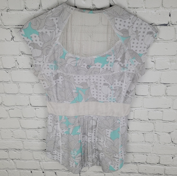 LULULEMON | floral polkadot cap sleeve sheer workout athletic top - Picture 5 of 6